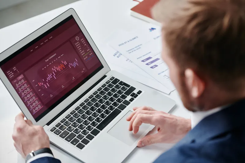 Troppi dati, poche decisioni: come le PMI campane escono dalla paralisi informativa